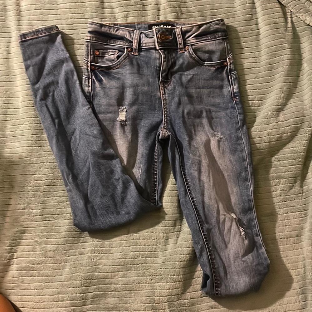 ENJEAN Distressed Denim Skinny